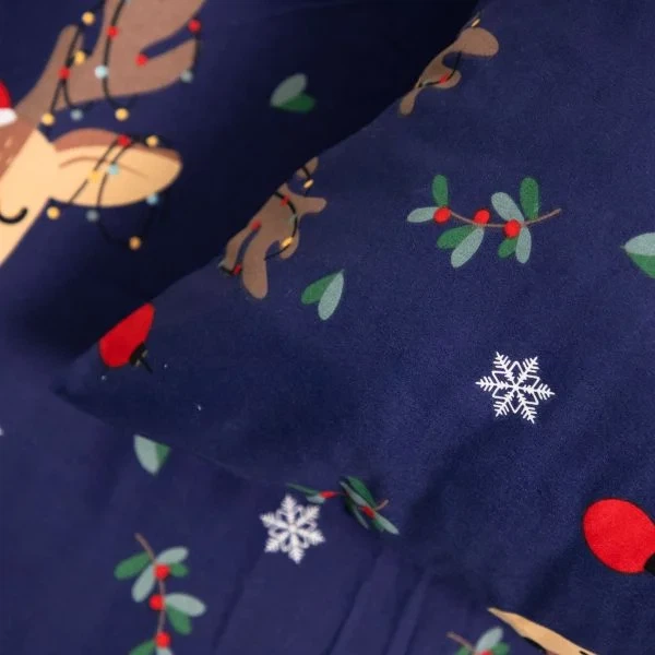 Komplet pościeli Homla Rudolph wzór renifery granatowa 220x200 / 2*70x80 cm (5904183858500) - obraz 4