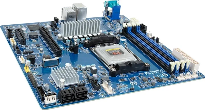 Материнська плата Gigabyte MC13-LE0 (sAM5, AMD B650E, PCI-Ex16) (9MC13LE0MR-000) - зображення 3