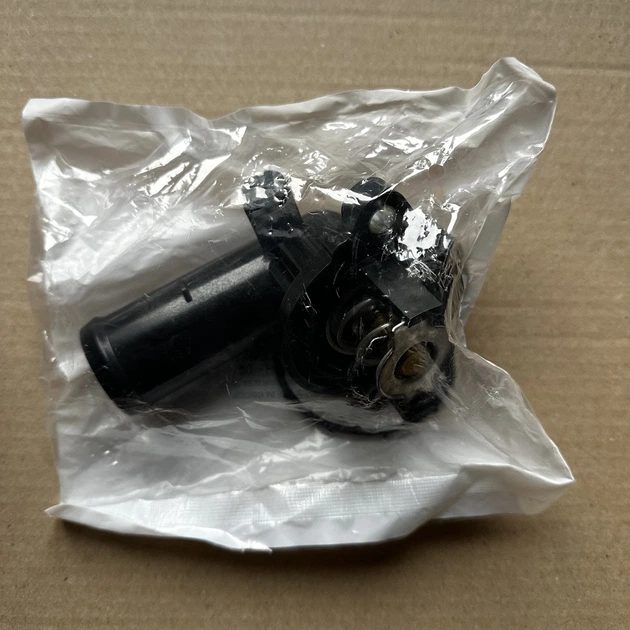 Корпус термостата в зборі Mopar 5184651AH з термостатом 3.6L Dodge Durango 2011-2015 Jeep Grand Cherokee 2011-2021 Wrangler JK - зображення 3