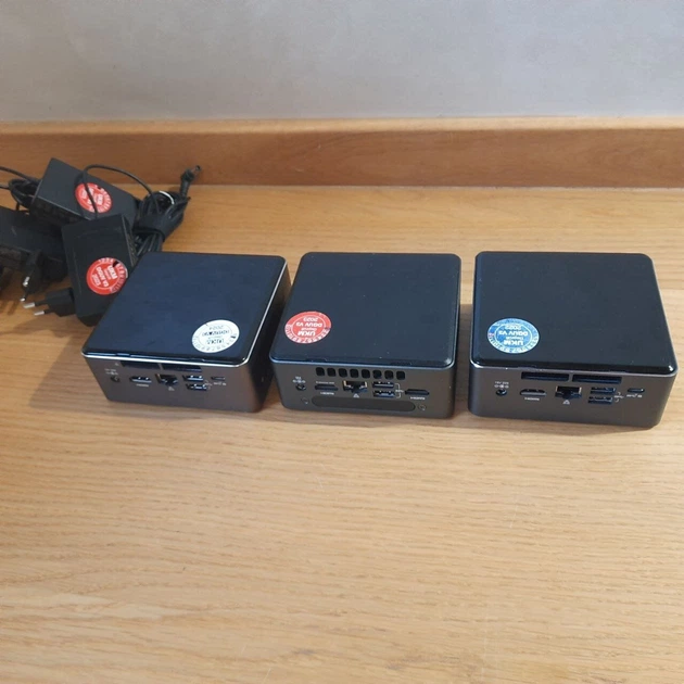 Неттоп Intel NUC NUC7i3DNB USFF / Intel Core i3-7100U (2 (4) ядра по 2.4 GHz) / 8 GB DDR4 / 250 GB SSD / Intel HD Graphics 620 / HDMI / Wi-Fi б/у - изображение 3