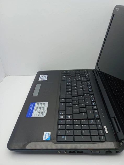 Ноутбук Asus K50 / 15.6" (1366x768) TN / Intel Pentium T4300 (2 ядра по 2.1 GHz) / 4 GB DDR3 / 320 GB HDD / Intel GMA 4500M Graphics / WebCam б/у - Фото 6 Ноутбук Asus K50 / 15.6" (1366x768) TN / Intel Pentium T4300 (2 ядра по 2.1 GHz) / 4 GB DDR3 / 320 GB HDD / Intel GMA 4500M Graphics / WebCam б/у - изображение 6