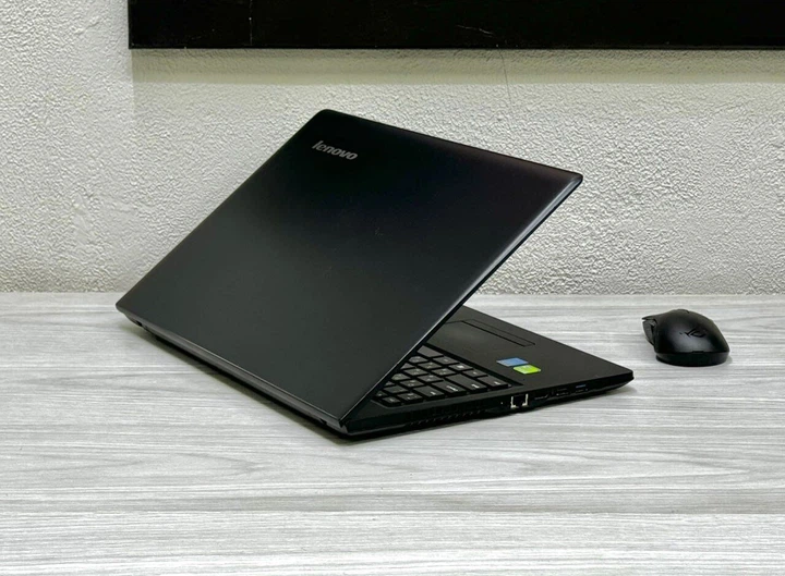 Ноутбук Б-класс Lenovo IdeaPad 100-15IBD / 15.6" (1366x768) TN / Intel Pentium 3825U (2 (4) ядра по 1.9 GHz) / 4 GB DDR3 / 240 GB SSD / nVidia GeForce 920M, 1 GB GDDR3, 64-bit / WebCam / Win 10 б/у - Фото 5 Ноутбук Б-класс Lenovo IdeaPad 100-15IBD / 15.6" (1366x768) TN / Intel Pentium 3825U (2 (4) ядра по 1.9 GHz) / 4 GB DDR3 / 240 GB SSD / nVidia GeForce 920M, 1 GB GDDR3, 64-bit / WebCam / Win 10 б/у - изображение 5