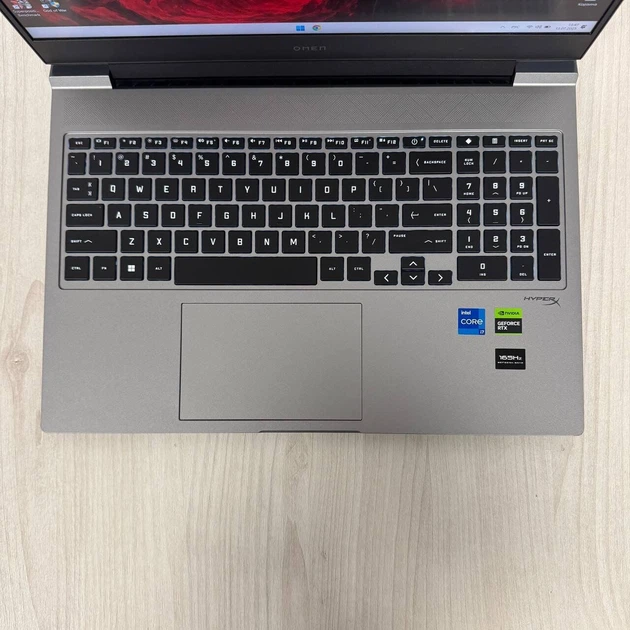 Ігровий ноутбук HP Omen 16-ae0001nr / 16.1" (1920x1080) IPS / Intel Core i7-14700HX (20 (28) ядер по 1.5 - 5.5 GHz) / 16 GB DDR5 / 512 GB SSD NVMe / nVidia GeForce RTX 4070, 8 GB GDDR6, 128-bit / WebCam б/в - Фото 7 Ігровий ноутбук HP Omen 16-ae0001nr / 16.1" (1920x1080) IPS / Intel Core i7-14700HX (20 (28) ядер по 1.5 - 5.5 GHz) / 16 GB DDR5 / 512 GB SSD NVMe / nVidia GeForce RTX 4070, 8 GB GDDR6, 128-bit / WebCam б/в - зображення 7