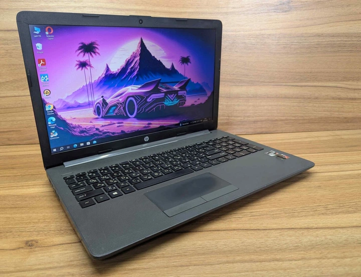 Ноутбук Б-клас HP 255 G7 / 15.6" (1920x1080) IPS / AMD Ryzen 3 3200U (2 (4) ядра по 2.6 - 3.5 GHz) / 8 GB DDR4 / 256 GB SSD / AMD Radeon Vega 3 Graphics / WebCam / Windows 10 б/в - Фото 5 Ноутбук Б-клас HP 255 G7 / 15.6" (1920x1080) IPS / AMD Ryzen 3 3200U (2 (4) ядра по 2.6 - 3.5 GHz) / 8 GB DDR4 / 256 GB SSD / AMD Radeon Vega 3 Graphics / WebCam / Windows 10 б/в - зображення 5