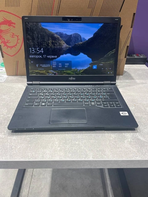 Ноутбук Fujitsu LifeBook E5411 / 14" (1920x1080) IPS / Intel Core i3-1115G4 (2 (4) ядра по 1.7 - 4.1 GHz) / 16 GB DDR4 / 240 GB SSD / Intel UHD Graphics / WebCam / 4G б/у - Фото 2 Ноутбук Fujitsu LifeBook E5411 / 14" (1920x1080) IPS / Intel Core i3-1115G4 (2 (4) ядра по 1.7 - 4.1 GHz) / 16 GB DDR4 / 240 GB SSD / Intel UHD Graphics / WebCam / 4G б/у - изображение 2
