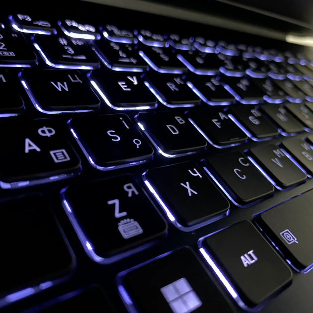 Ультрабук Б-класс DynaBook Portege X40-K / 14" (1920x1080) IPS / Intel Core i5-1240P (12 (16) ядер по 3.3 - 4.4 GHz) / 16 GB DDR4 / 256 GB SSD / Intel Iris Xe Graphics / WebCam / TouchID б/у - Фото 6 Ультрабук Б-класс DynaBook Portege X40-K / 14" (1920x1080) IPS / Intel Core i5-1240P (12 (16) ядер по 3.3 - 4.4 GHz) / 16 GB DDR4 / 256 GB SSD / Intel Iris Xe Graphics / WebCam / TouchID б/у - изображение 6
