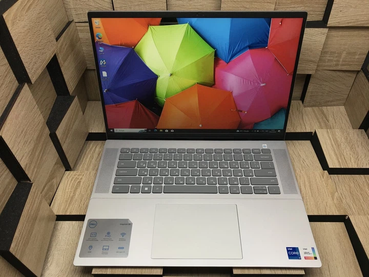 Ноутбук Б-класс Dell Inspiron 16 5620 / 16" (1920x1200) IPS / Intel Core i7-1255U (10 (12) ядер по 1.7 - 4.7 GHz) / 8 GB DDR4 / 240 GB SSD M.2 / Intel Iris Xe Graphics / WebCam / Fingerprint / USB 3.2 / HDMI / Windows 10 б/у - Фото 2 Ноутбук Б-класс Dell Inspiron 16 5620 / 16" (1920x1200) IPS / Intel Core i7-1255U (10 (12) ядер по 1.7 - 4.7 GHz) / 8 GB DDR4 / 240 GB SSD M.2 / Intel Iris Xe Graphics / WebCam / Fingerprint / USB 3.2 / HDMI / Windows 10 б/у - изображение 2