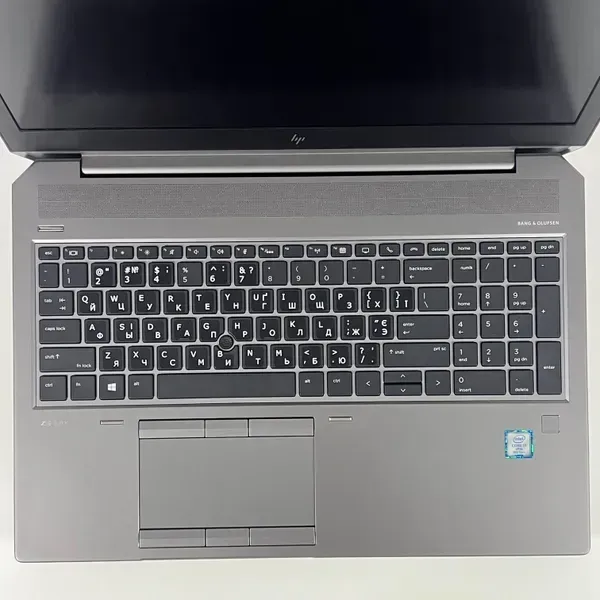 Ноутбук рабочая станция HP zBook 15 G6 / 15.6" (1920x1080) IPS / Intel Core i7-9850H (6 (12) ядер по 2.6 - 4.6 GHz) / 32 GB DDR4 / 512 GB SSD / nVidia Quadro T2000, 4 GB GDDR5, 128-bit / WebCam / Fingerprint б/у - Фото 3 Ноутбук рабочая станция HP zBook 15 G6 / 15.6" (1920x1080) IPS / Intel Core i7-9850H (6 (12) ядер по 2.6 - 4.6 GHz) / 32 GB DDR4 / 512 GB SSD / nVidia Quadro T2000, 4 GB GDDR5, 128-bit / WebCam / Fingerprint б/у - изображение 3