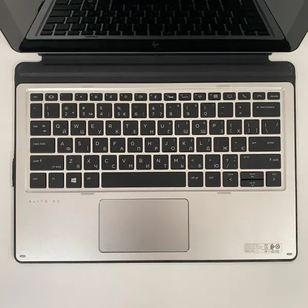 Нетбук-трансформер HP Elite X2 1012 G2 / 12.3" (2736x1824) IPS Touch / Intel Core i5-7300U (2 (4) ядра по 2.6 - 3.5 GHz) / 8 GB DDR3 / 256 GB SSD / Intel HD Graphics 620 / WebCam / TouchID б/у - Фото 10 Нетбук-трансформер HP Elite X2 1012 G2 / 12.3" (2736x1824) IPS Touch / Intel Core i5-7300U (2 (4) ядра по 2.6 - 3.5 GHz) / 8 GB DDR3 / 256 GB SSD / Intel HD Graphics 620 / WebCam / TouchID б/у - изображение 10