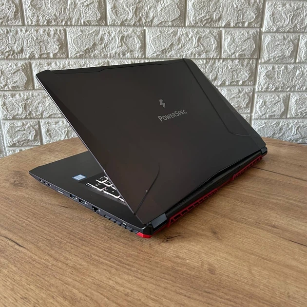 Ігровий ноутбук PowerSpec 1710 / 17.3" (1920x1080) IPS / Intel Core i7-7700HQ (4 (8) ядра по 2.8 - 3.8 GHz) / 16 GB DDR4 / 128 GB SSD M.2 + 1000 GB HDD / nVidia GeForce GTX 1070, 8 GB GDDR5, 256-bit / WebCam б/в - Фото 6 Ігровий ноутбук PowerSpec 1710 / 17.3" (1920x1080) IPS / Intel Core i7-7700HQ (4 (8) ядра по 2.8 - 3.8 GHz) / 16 GB DDR4 / 128 GB SSD M.2 + 1000 GB HDD / nVidia GeForce GTX 1070, 8 GB GDDR5, 256-bit / WebCam б/в - зображення 6