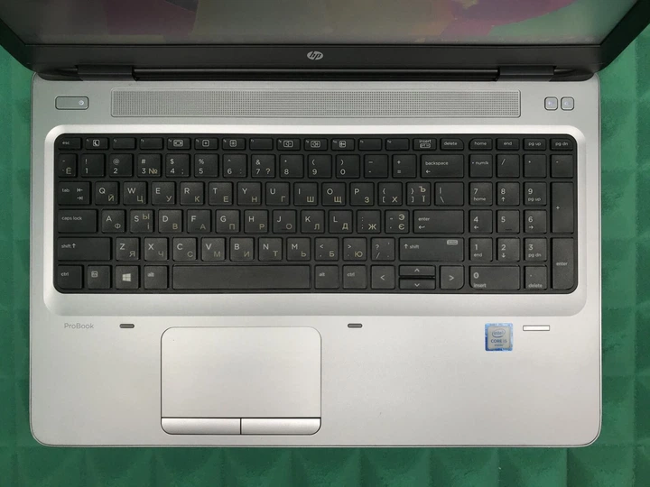 Ноутбук Б-клас HP ProBook 650 G2 / 15.6" TN / Core i5-6200U (2(4) ядра по 2.3-2.8 GHz) / 8GB DDR4 / 250GB SSD HD Graphics 520 / WebCam / DisplayPort б/в - зображення 4