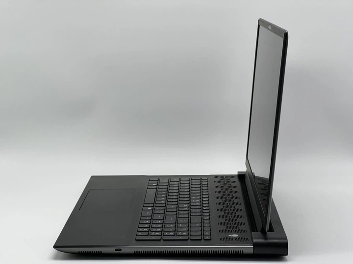 Игровой ноутбук Dell Alienware m18 R1 / 18" (2560x1600) IPS / Intel Core i9-13980HX (24 (32) ядер по 4.0 - 5.6 GHz) / 64 GB DDR5 / 960 GB SSD / nVidia GeForce RTX 4090, 16 GB GDDR6, 256-bit / WebCam б/у - изображение 4