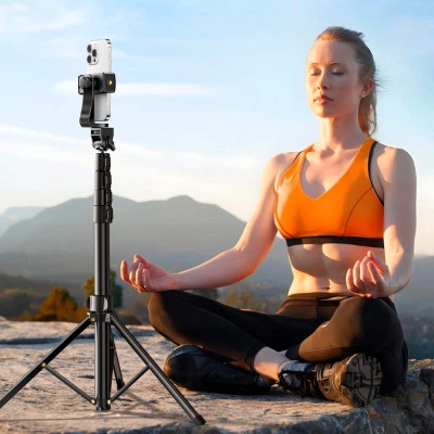 Штатив Ugreen LP680 Selfie Stick Tripod with Bluetooth Remote Black - Фото 5 Штатив Ugreen LP680 Selfie Stick Tripod with Bluetooth Remote Black - изображение 5