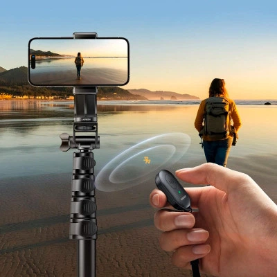 Штатив Ugreen LP680 Selfie Stick Tripod with Bluetooth Remote Black - Фото 6 Штатив Ugreen LP680 Selfie Stick Tripod with Bluetooth Remote Black - изображение 6