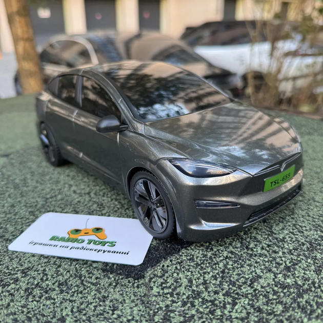 Інерційна металопластикова машинка PM3417 Tesla Model Х на радіокеруванні з зарядною станцією Сіра - Фото 3 Інерційна металопластикова машинка PM3417 Tesla Model Х на радіокеруванні з зарядною станцією Сіра - зображення 3