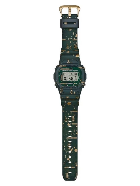 Часы Casio G-Shock Digital 5600 Series DWE-5600CC-3ER MISC