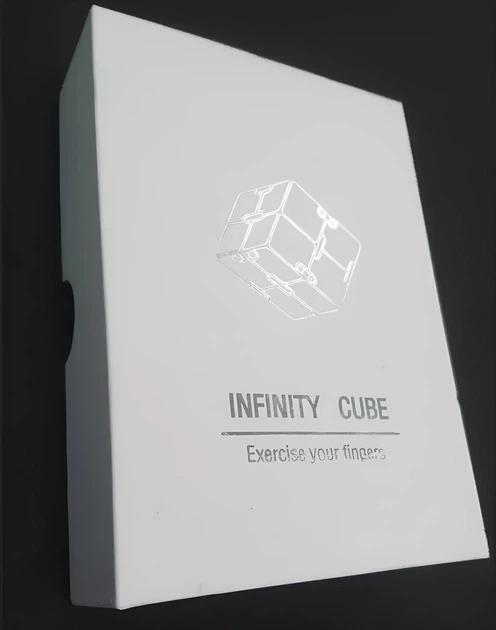 Нескінченний кубик RESTEQ, антистрес Infinity Cube 38 мм. Іграшка-антистрес з алюмінієвого сплаву - Фото 4 Нескінченний кубик RESTEQ, антистрес Infinity Cube 38 мм. Іграшка-антистрес з алюмінієвого сплаву - зображення 4