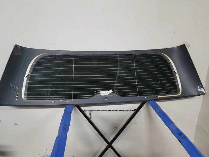 Заднє скло Mercedes GL 2006-2011 (W164) XYG Xinyi Group 23336000 - Фото 2 Заднє скло Mercedes GL 2006-2011 (W164) XYG Xinyi Group 23336000 - изображение 2