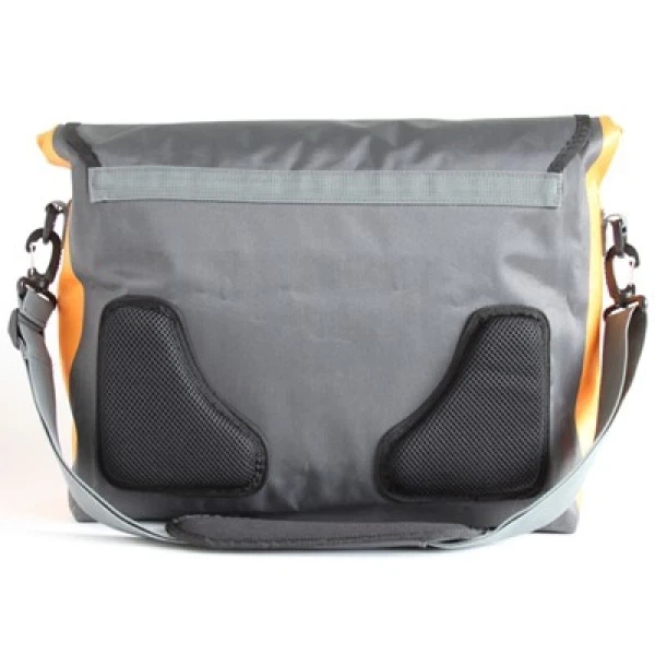 Гермосумка Aquapac Stormproof™ Messenger Bag (1052-026) - Фото 2 Гермосумка Aquapac Stormproof™ Messenger Bag (1052-026) - изображение 2