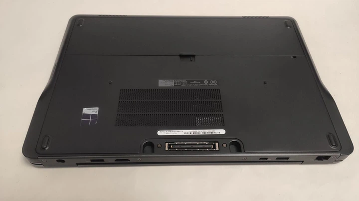 Ноутбук Dell Latitude E7440 / 14" (1366x768) TN / Intel Core i5-4310U (2 (4) ядра по 2.0 - 3.0 GHz) / 8 GB DDR3 / 256 GB SSD / Intel HD Graphics 4400 / WebCam / DVD-ROM б/у - изображение 8