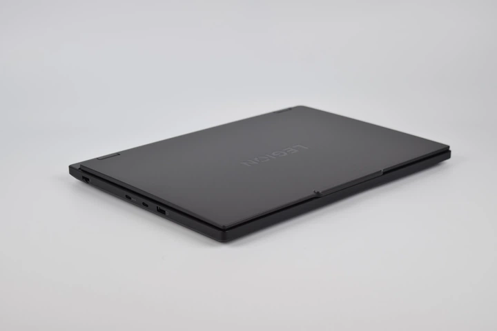 Игровой ноутбук Lenovo Legion 5 15IRX10 i7-13650HX / 32GB / 1TB / RTX 5060 / 15.1" WQXGA 165Hz / Win11 - Фото 2 Игровой ноутбук Lenovo Legion 5 15IRX10 i7-13650HX / 32GB / 1TB / RTX 5060 / 15.1" WQXGA 165Hz / Win11 - изображение 2