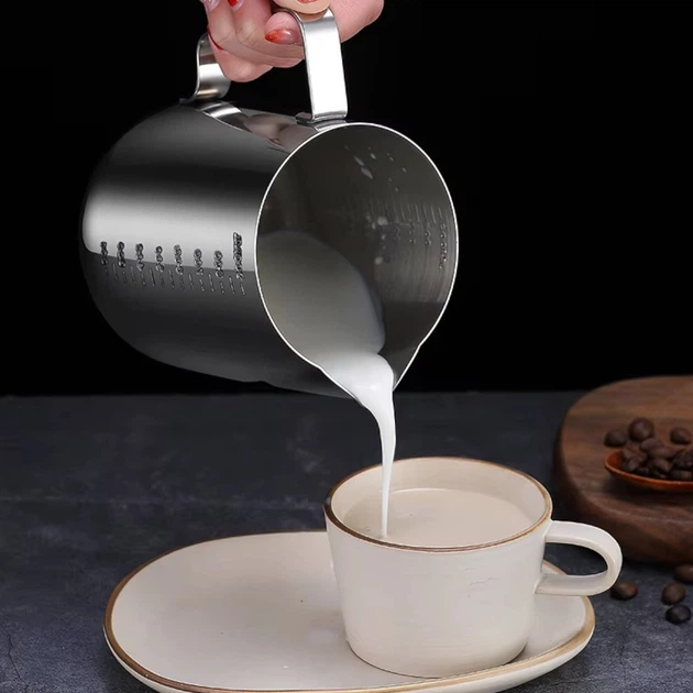Питчер для взбивания молока, молочник для кофе Milk Frothing Pitcher 1.0 л (R92698-1.0) - Фото 7 Питчер для взбивания молока, молочник для кофе Milk Frothing Pitcher 1.0 л (R92698-1.0) - изображение 7