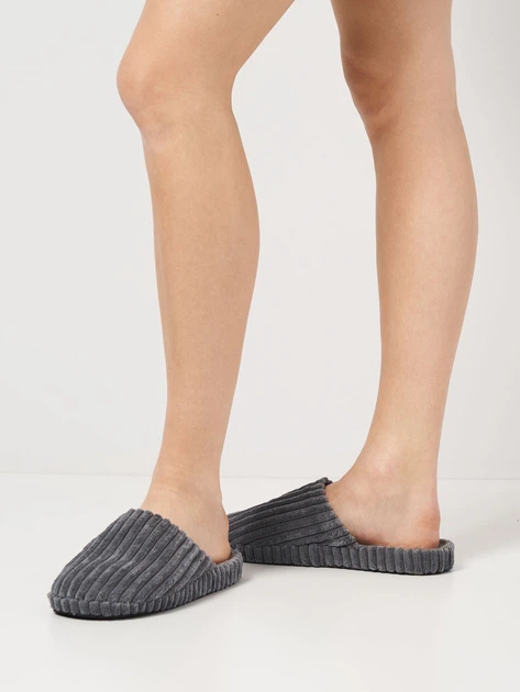 Женские домашние тапочки утепленные меховые с закрытым носком FX shoes Лотос 7305 41 26 см Серые (2820000018830) - Фото 2 Женские домашние тапочки утепленные меховые с закрытым носком FX shoes Лотос 7305 41 26 см Серые (2820000018830) - изображение 2