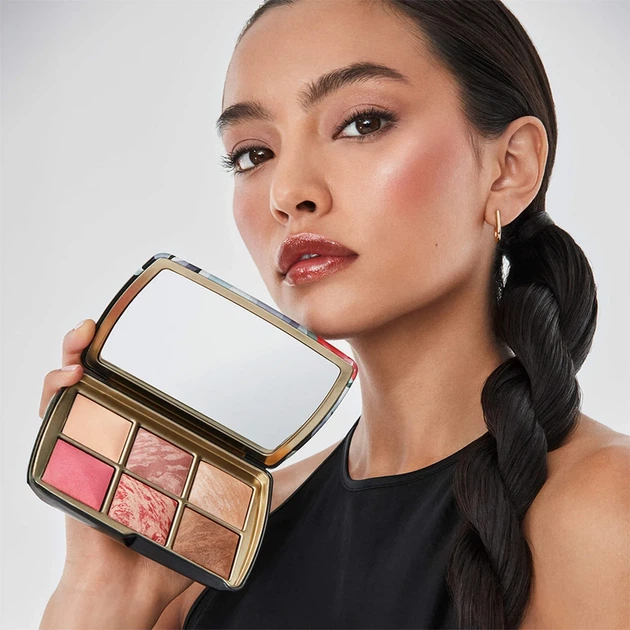 Лімітована палетка для обличчя Hourglass Horse Ambient™ Lighting Edit Unlocked Palette 8.4 г - зображення 11
