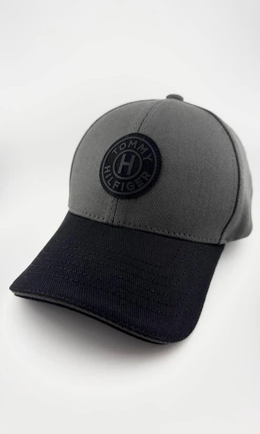 Бейсболка фулка STRETCH COTTON на резинке TOMMY HILFIGER комбинированная серо-черного цвета L/XL (59-60 см) - Фото 1 Бейсболка фулка STRETCH COTTON на резинке TOMMY HILFIGER комбинированная серо-черного цвета L/XL (59-60 см) - изображение 1