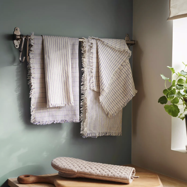 Набір рушників, 45х60 см 4 шт, біло-синій візерунок IKEA VALVARDAD 106.180.06 - Фото 3 Набір рушників, 45х60 см 4 шт, біло-синій візерунок IKEA VALVARDAD 106.180.06 - зображення 3
