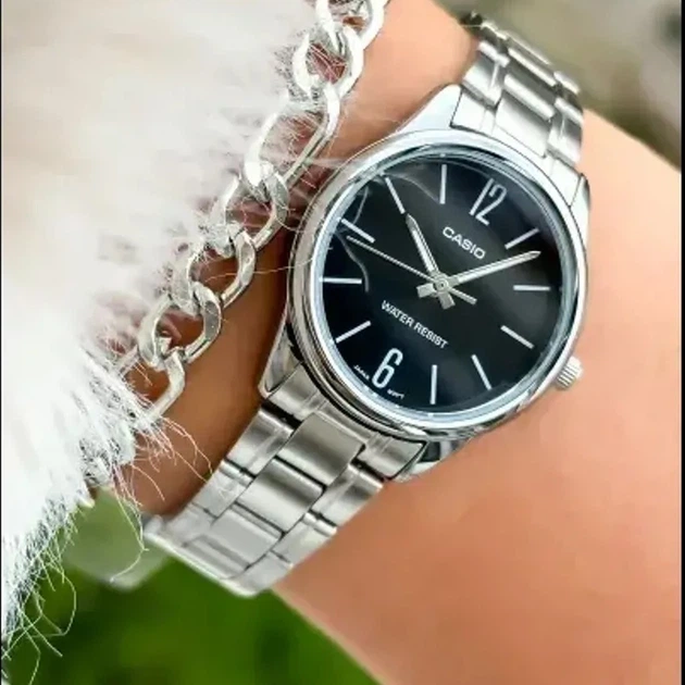 Комплект Наручні годинники CASIO MTP-V005D-1BUDF + CASIO LTP-V005D-1BUDF - Фото 3 Комплект Наручні годинники CASIO MTP-V005D-1BUDF + CASIO LTP-V005D-1BUDF - изображение 3