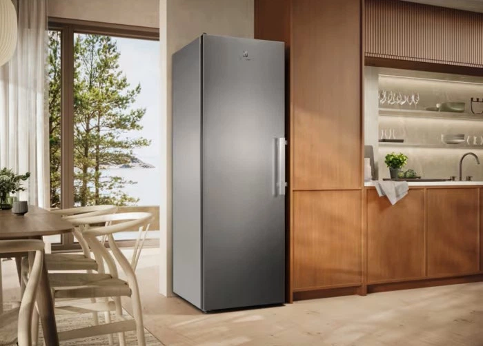 Морозильна камера Electrolux LUS7ME28X - зображення 6