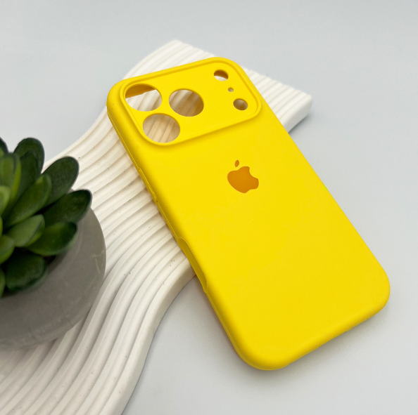 Защитный чехол-накладка Silicone Full Case AA Camera Protect для Apple iPhone 17 Pro Max Sunny Yellow (FullAAi17PM-56) - изображение 3