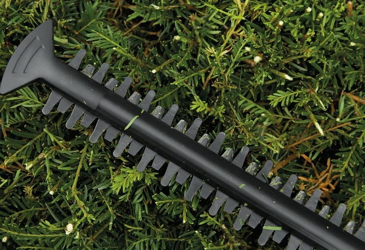 Кусторез аккумуляторный EasyHedgeCut 18V-52-13 18В лезвие 52см шаг реза 15мм 3.28кг без АКБ и ЗП Bosch (2000003263844) - изображение 7