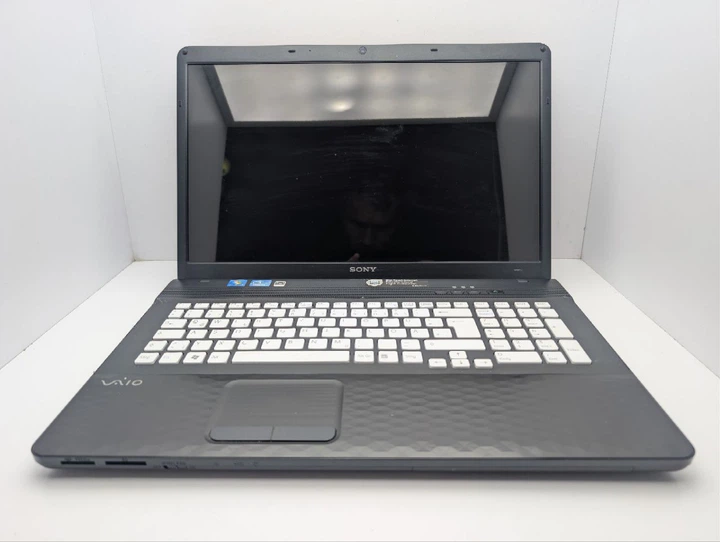 Ноутбук Sony Vaio EJ2M1E/intel i5-2430M/8GB-DDR3/640GB-HDD/nVIDIA GeForce 410M 1gb/17.3" HD+ Б/В - изображение 4
