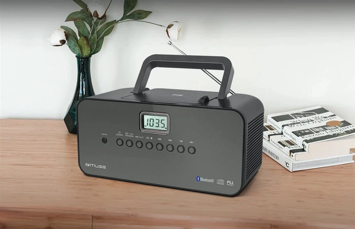 Портативний радіоприймач Muse M-22 BT Black - зображення 4