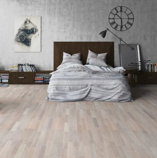 Паркетна дошка Tarkett PREMIUM Дуб Місячний Браш 3-смугова Масло-віск - Фото 1 Паркетна дошка Tarkett PREMIUM Дуб Місячний Браш 3-смугова Масло-віск - зображення 1