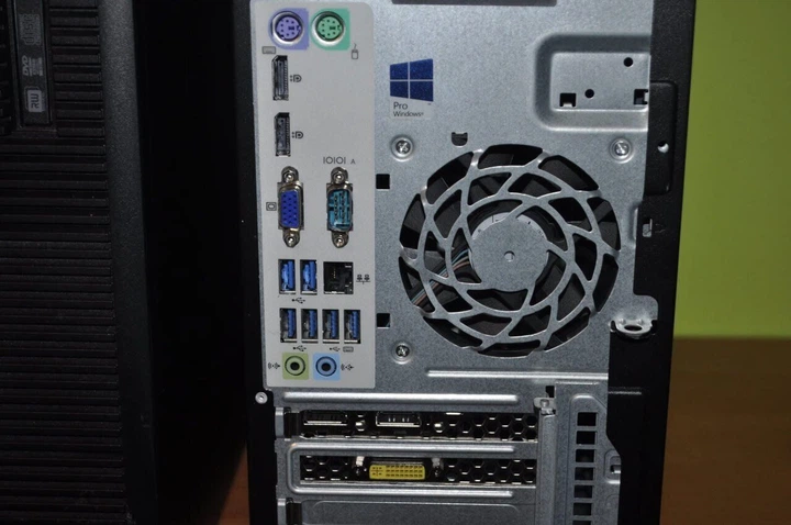 Компьютер HP EliteDesk 800 G2 Tower / Intel Core i7-6700 (4 (8) ядра по 3.4 - 4.0 GHz) / 16 GB DDR4 / 256 GB SSD / nVidia GeForce GTX 745, 2 GB GDDR3, 128-bit / DVD-ROM / Windows 11 Pro б/у - изображение 4