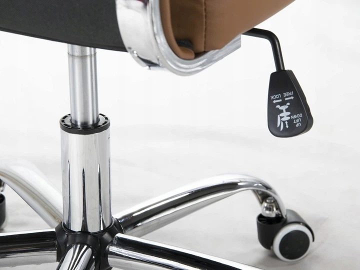 Fotel biurowy Sofotel 2131 Boston skórzany Brązowy (5902854510085) - obraz 6