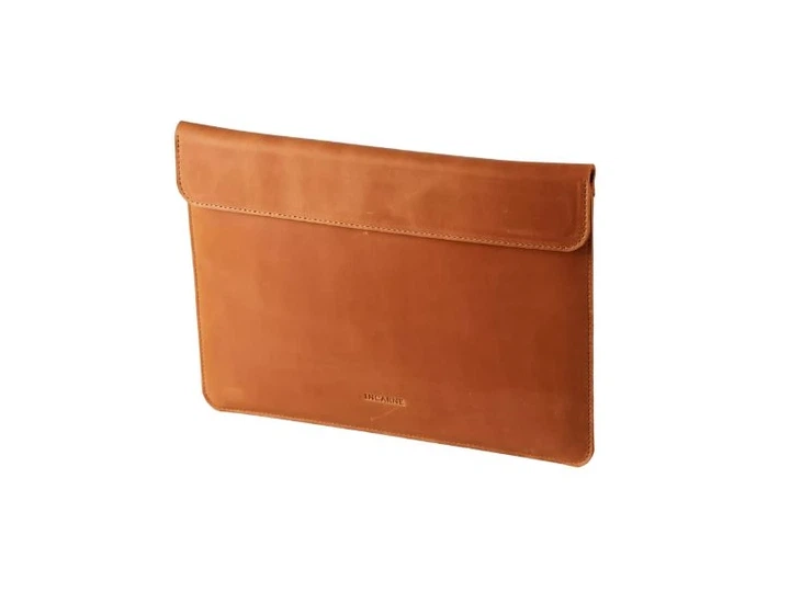 Чохол для ноутбука InCarne Klouz MacBook Pro 14 2021-2025 (Вінтажний) Коньяк (klouz-cognac-vintage-pro-14) - Фото 2 Чохол для ноутбука InCarne Klouz MacBook Pro 14 2021-2025 (Вінтажний) Коньяк (klouz-cognac-vintage-pro-14) - зображення 2