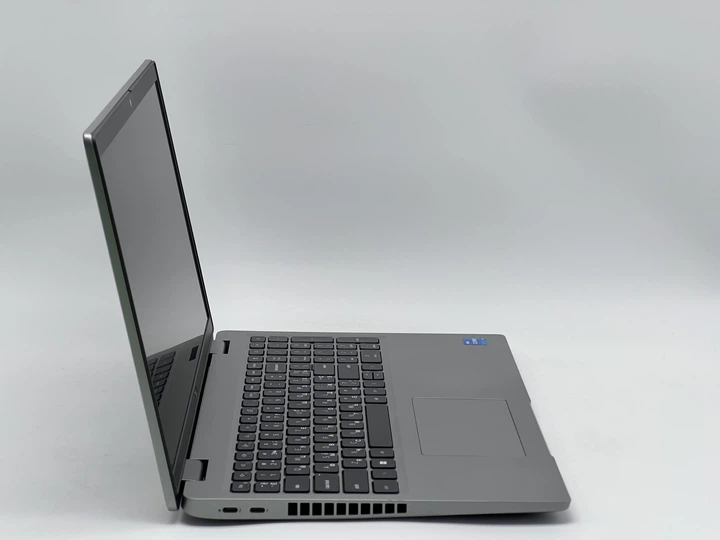 Ноутбук Dell Latitude 5520 / 15 TN 1366x768 60Гц / i5-1135G7 / 16 GB / 240 GB / Iris Xe Graphics / [DLLLTTD5520I524016TAM] - Б/У - изображение 3