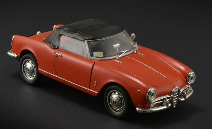 Збірна модель 1:24 автомобіль Alfa Romeo Guiletta Spider 1300 Italeri 3653 - изображение 9