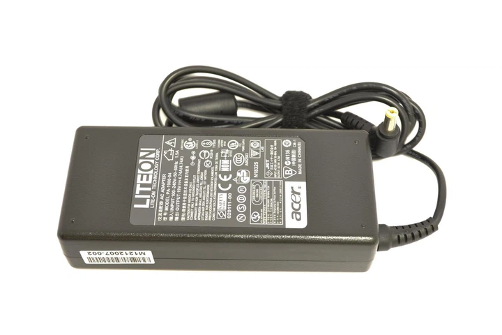 Блок питания для ноутбука Acer 90W 19V 4.74A 5.5x1.7mm PA-1900-05 Orig - Фото 2 Блок питания для ноутбука Acer 90W 19V 4.74A 5.5x1.7mm PA-1900-05 Orig - изображение 2