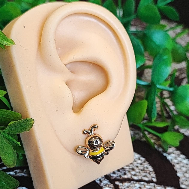 Сережки бджілки дитячі Xuping Jewelry довжина 1.6см медичне золото позолота 18К с1455 - Фото 6 Сережки бджілки дитячі Xuping Jewelry довжина 1.6см медичне золото позолота 18К с1455 - зображення 6
