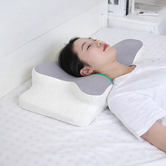 Ортопедична подушка «Метелик» Memory Foam 50×30 см, анатомічна подушка під шию з ефектом пам'яті - Фото 4 Ортопедична подушка «Метелик» Memory Foam 50×30 см, анатомічна подушка під шию з ефектом пам'яті - изображение 4