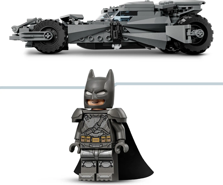 Zestaw klocków LEGO Super Heroes Batmobil z filmu Batman v Superman 220 elementów (76331) - obraz 6