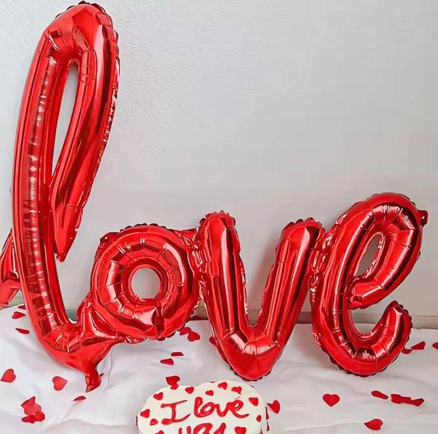 Кулька повітряна з фольги Love 45 на 75 см червоний - Фото 1 Кулька повітряна з фольги Love 45 на 75 см червоний - зображення 1