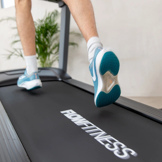 Бігова доріжка Flow Fitness Runner DTM2500 - Фото 14 Бігова доріжка Flow Fitness Runner DTM2500 - изображение 14