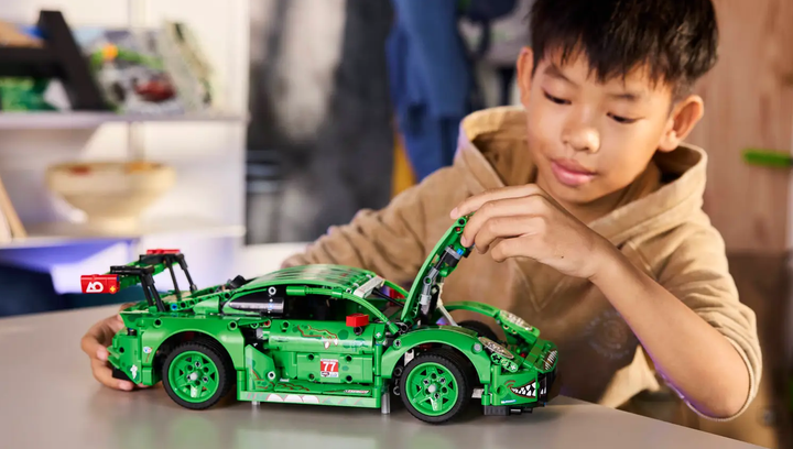 Конструктор Lego Porsche 911 GT3 R REXY AO Racing Technic 42224 - изображение 8