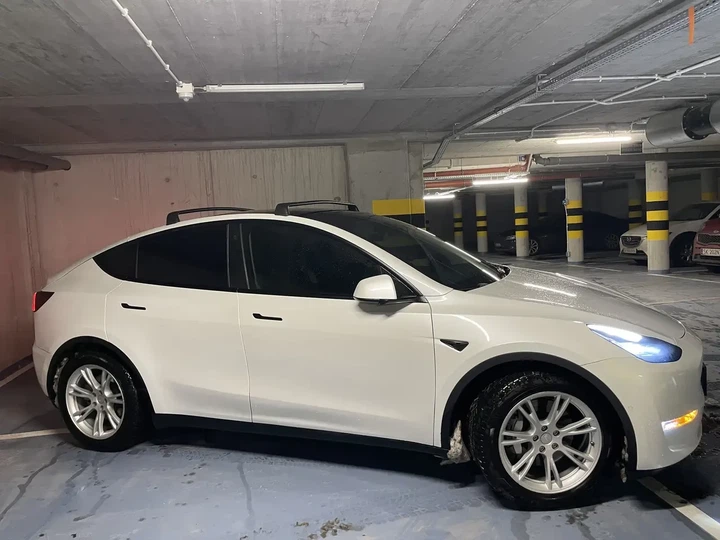 Багажник на крышу аэродинамический Tesla Model Y Kenguru - изображение 5